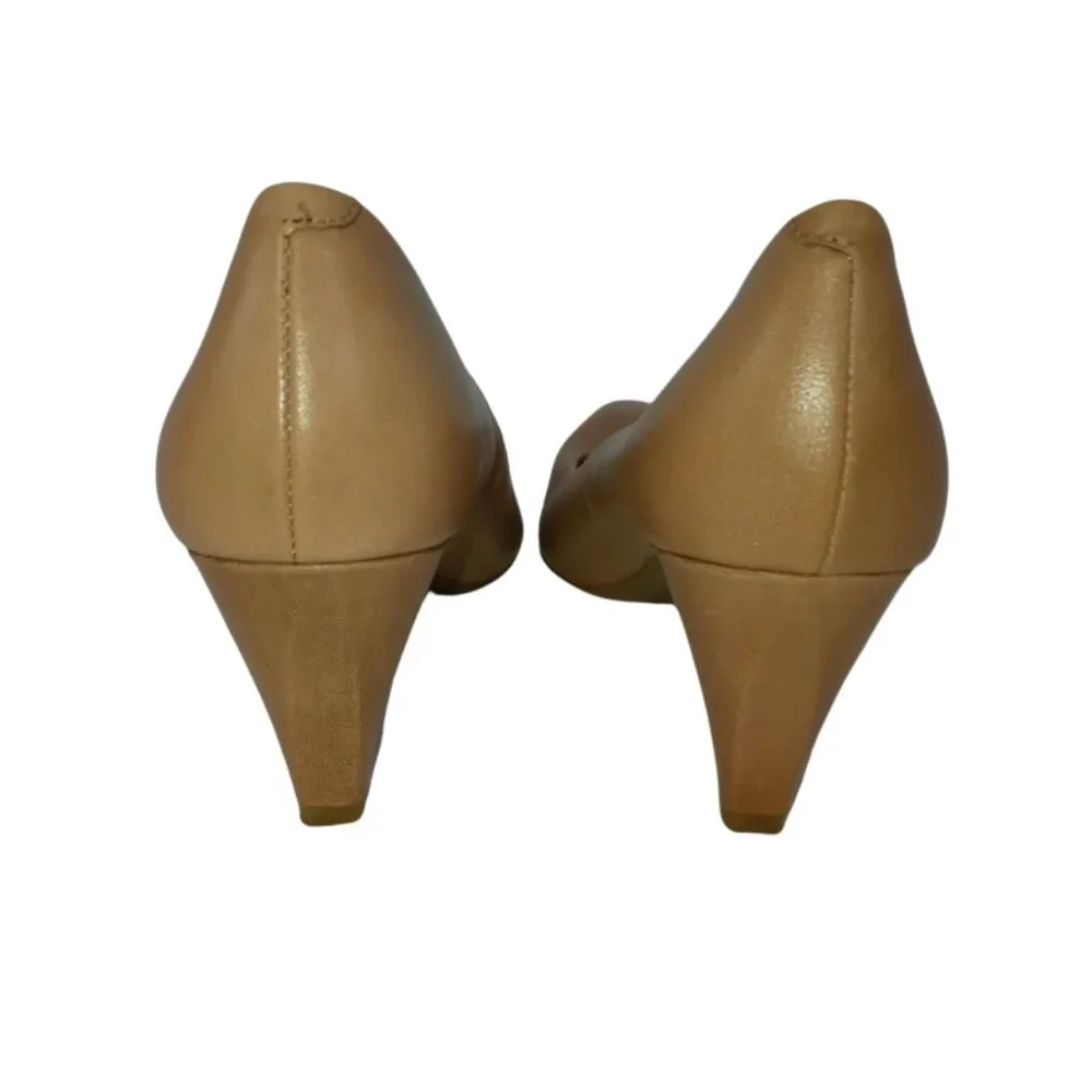 Sofft Leather Pumps Light Brown Shoes Women's Size 8.5 M‎